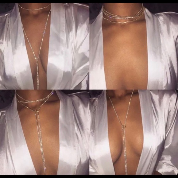 Jewelry - Shiny wrap choker